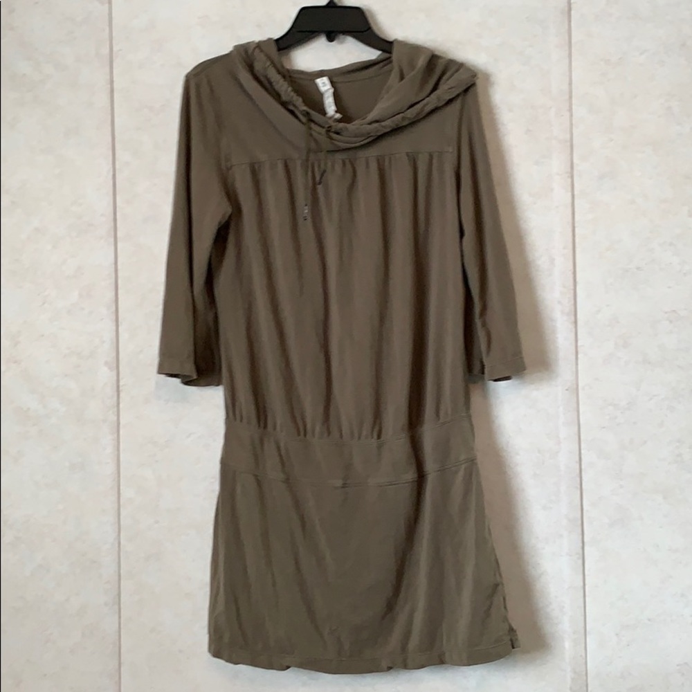 Lululemon 3/4 sleeve sweater dress with hood!